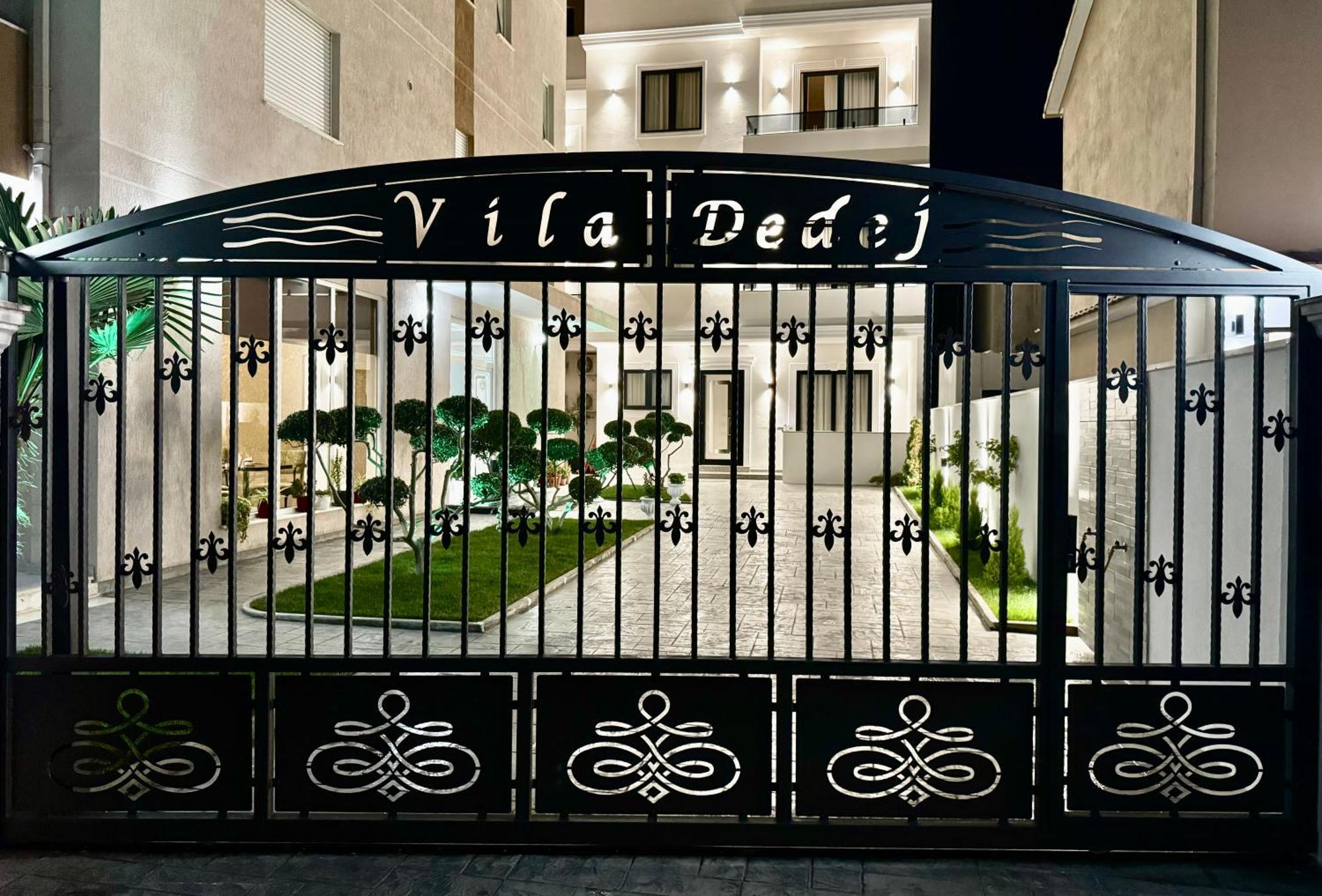 Hotel Dedej *