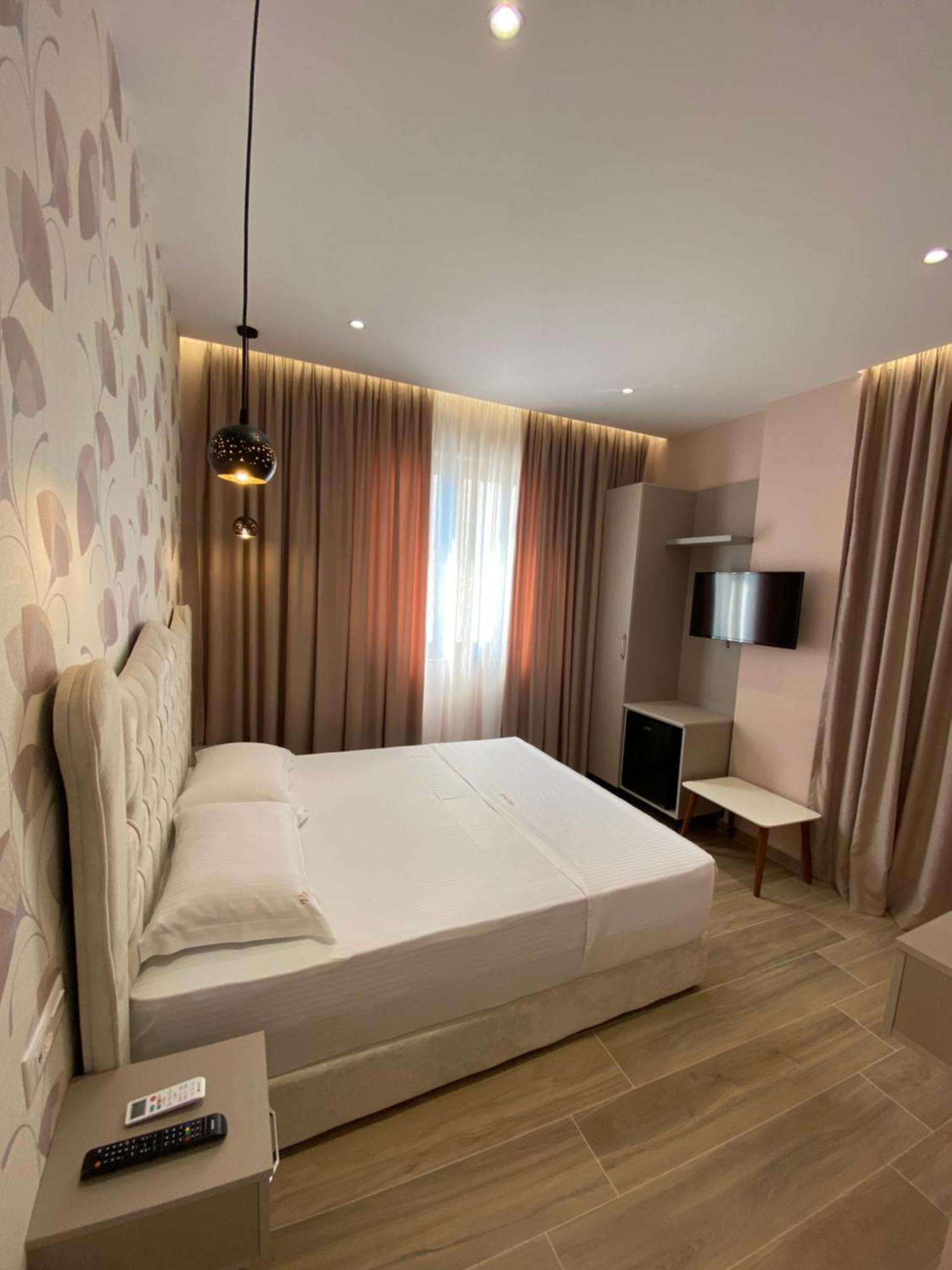 Dedej Hotel Durrës